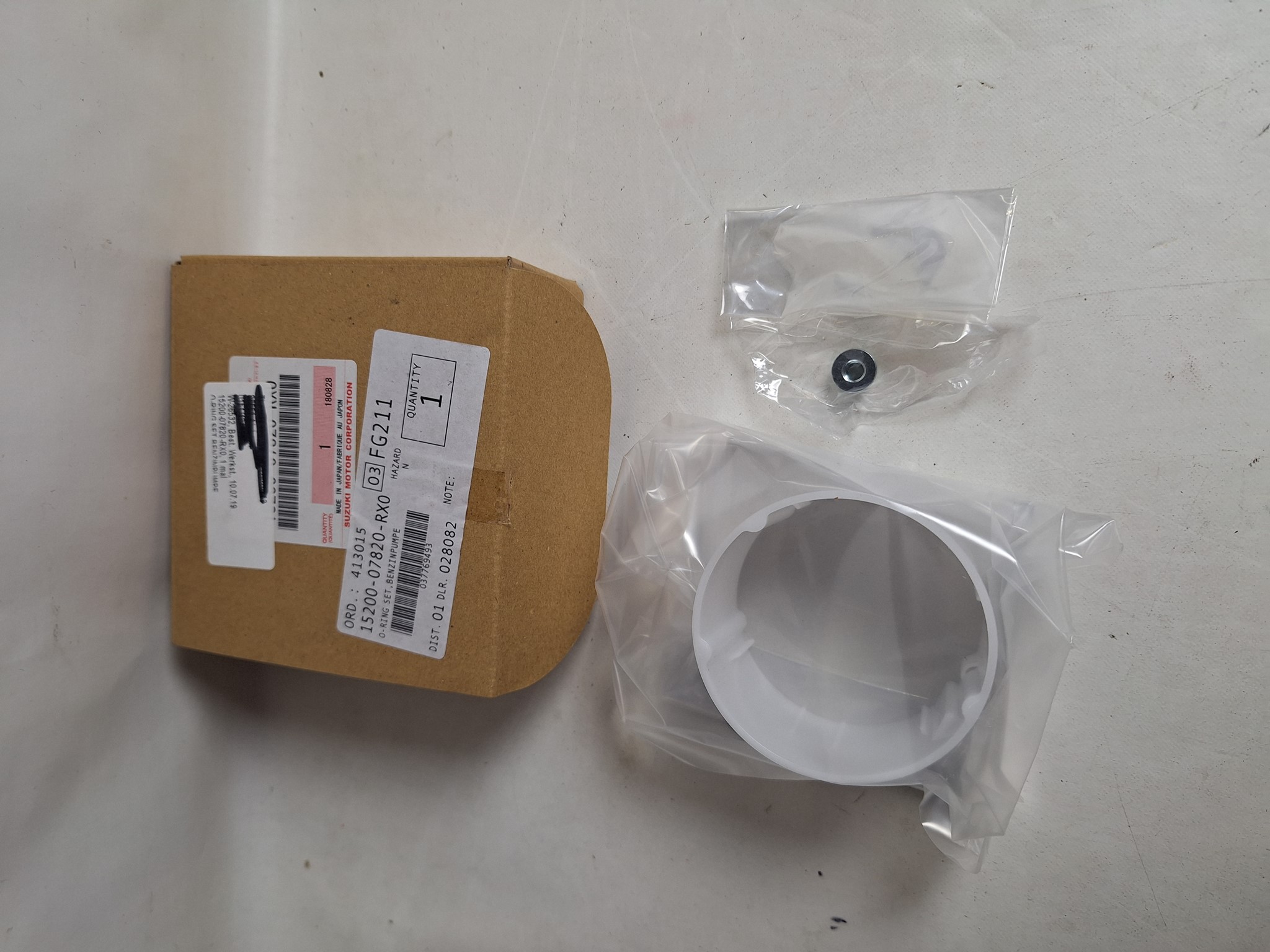 Picture of SUZUKI  O-RING SET, FUEL PUMP GSX-S750  15200-07820-RX0